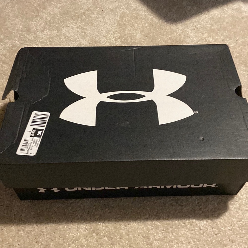 Mens sneakers
